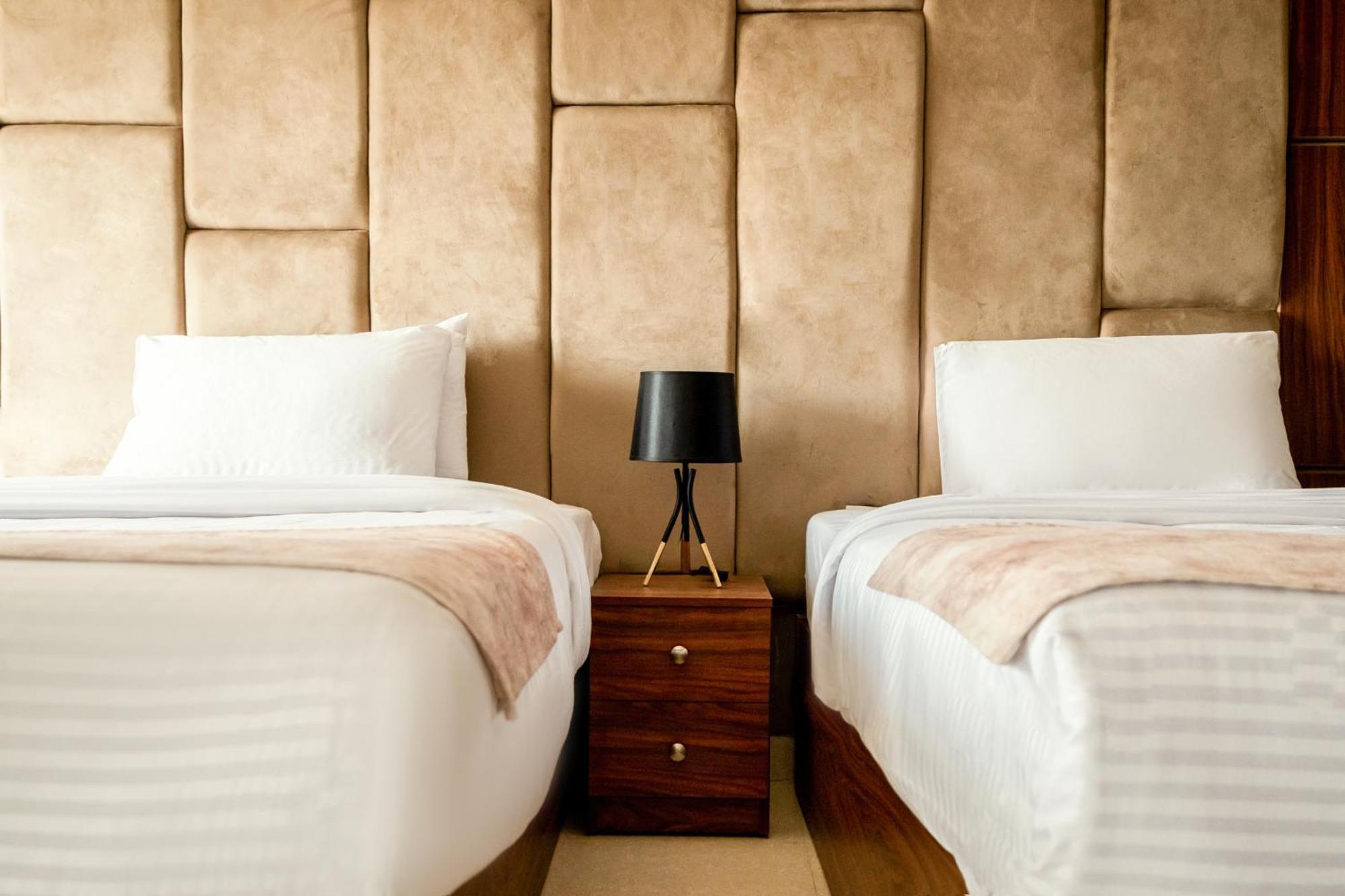 King Pyramids View Hotel Kafrat al Jabal Ngoại thất bức ảnh